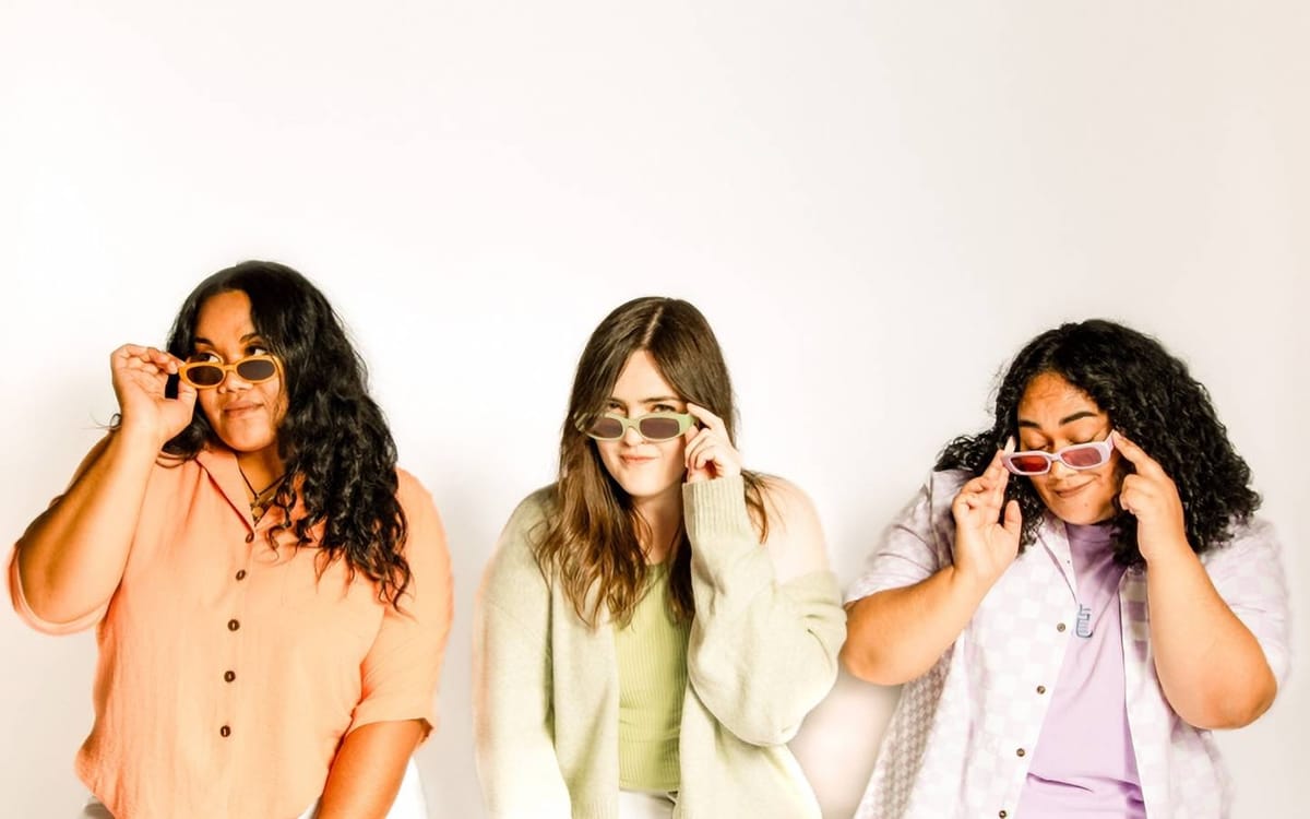 PEPTALK-ing With PEPTALK, The All-Female Self-Produced Trio Band Post feature image